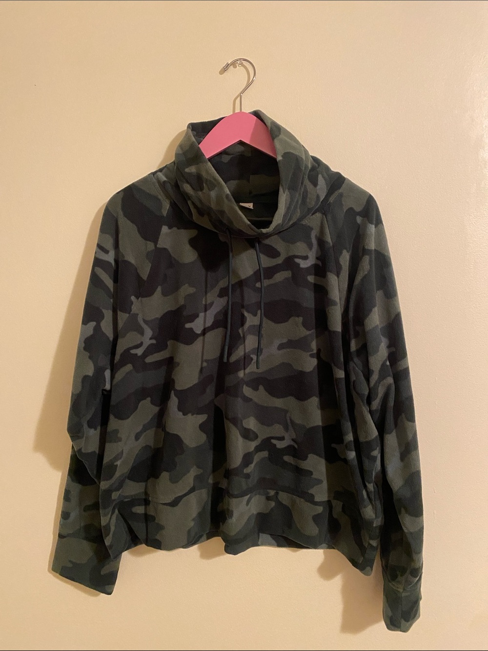 Old Navy active pullover